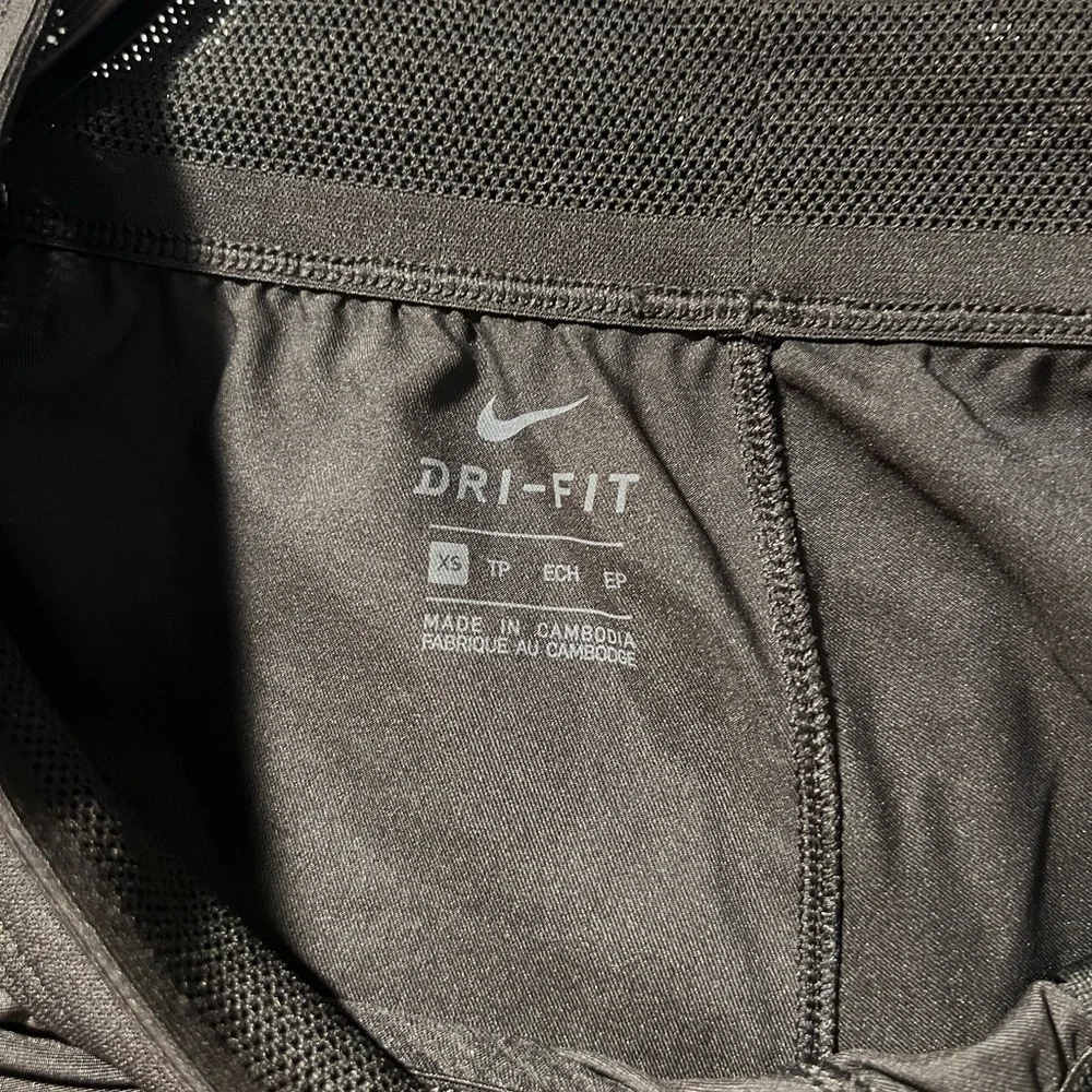 Nike dri-fit pants - Picture 2 of 3